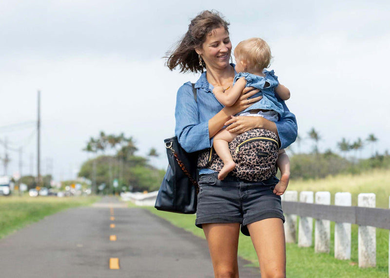 best diaper bag for babywearing
